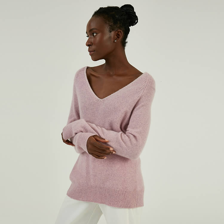 制造商定制 100% 羊绒手工缝制粉色 V 领针织毛衣